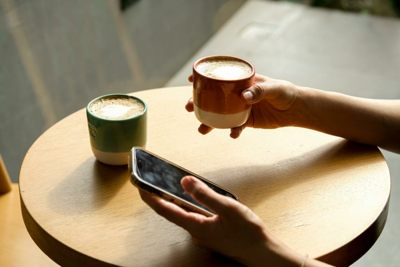 Is Caffeine Compatible with Psilocybin? The Psychedelic Shift in Caffeine’s Use